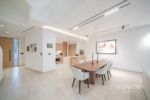 Vilă de vânzare în Jumeirah Village Circle, Dubai, EAU 4 dormitoare, 326 mp. №660984 - poză 6