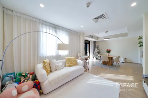 Leilighet til salgs i Downtown Dubai (Downtown Burj Dubai), Dubai, Emiratene 2 soverom, 131 kvm Nr. 660982 - Foto 3