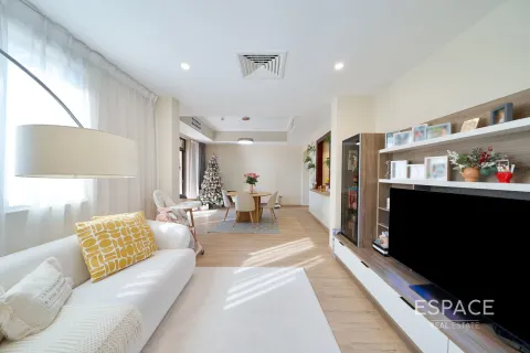 Leilighet til salgs i Downtown Dubai (Downtown Burj Dubai), Dubai, Emiratene 2 soverom, 131 kvm Nr. 660982 - Foto 2