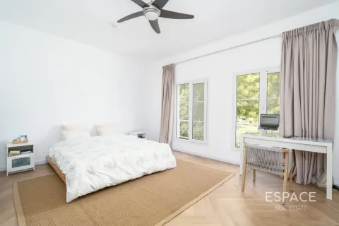 Vilă de vânzare în The Lakes, Dubai, EAU 3 dormitoare, 315 mp. №660979 - poză 9