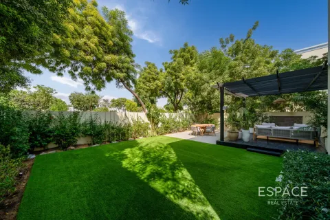 Vilă de vânzare în The Lakes, Dubai, EAU 3 dormitoare, 315 mp. №660979 - poză 18