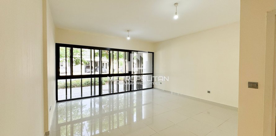 Βίλα σε DAMAC Hills (Akoya by DAMAC), Dubai, ΗΑΕ 6 υπνοδωμάτια, 563 τ.μ. Αρ. 665371