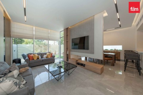 Dubai、UAEにあるタウンハウス 3ベッドルーム、278.6 m2 No686001