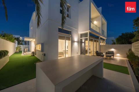 Shtëpi në qytet në Dubai, Emiratet e Bashkuara Arabe 3 dhoma gjumi, 278.6 m2. № 686001 - Foto 29
