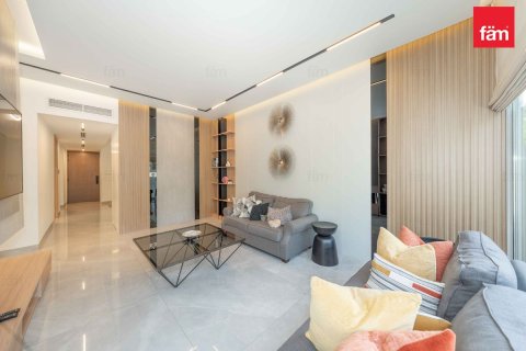 Shtëpi në qytet në Dubai, Emiratet e Bashkuara Arabe 3 dhoma gjumi, 278.6 m2. № 686001 - Foto 2