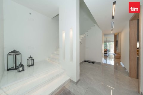 Shtëpi në qytet në Dubai, Emiratet e Bashkuara Arabe 3 dhoma gjumi, 278.6 m2. № 686001 - Foto 8