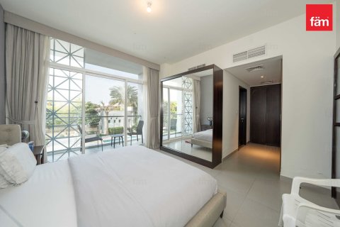 Shtëpi në qytet në Dubai, Emiratet e Bashkuara Arabe 3 dhoma gjumi, 278.6 m2. № 686001 - Foto 14