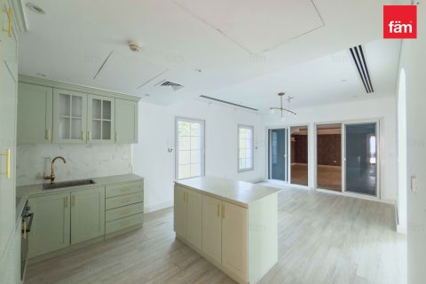 Villa Dubaijā, AAE 2 istabas, 767.3 m2 Nr. 686003 - attēls 10