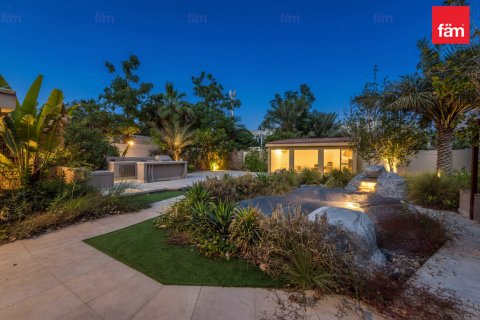 Villa Dubaijā, AAE 2 istabas, 767.3 m2 Nr. 686003 - attēls 2