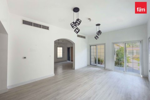 Villa Dubaijā, AAE 2 istabas, 767.3 m2 Nr. 686003 - attēls 29