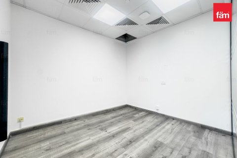 Oficina en alquiler en Business Bay, Dubai, EAU 80.4 m2 № 763556 - foto 10