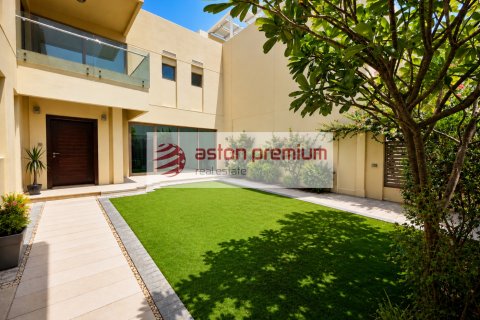 The Sustainable City, Dubai, UAE의 빌라 침실 4개, 353제곱미터 번호 726909