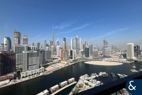 Business Bay、Dubai、UAEにあるマンション 2ベッドルーム、113 m2 No685346