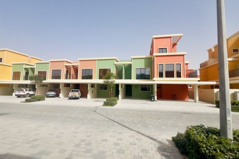 Townhouse di Damac Lagoons, Dubai, UEA 4 kamar tidur, 144 m2 nomor 713951 - foto 14