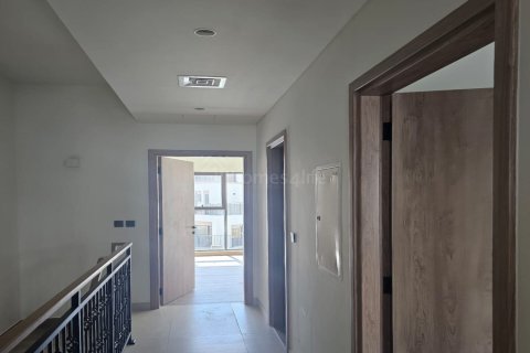Damac Lagoons, Dubai, संयुक्त अरब अमीरात में टाउनहाउस, 4 बेडरूम, 145 वर्ग मीटर, संख्या 713950 - फ़ोटो 1
