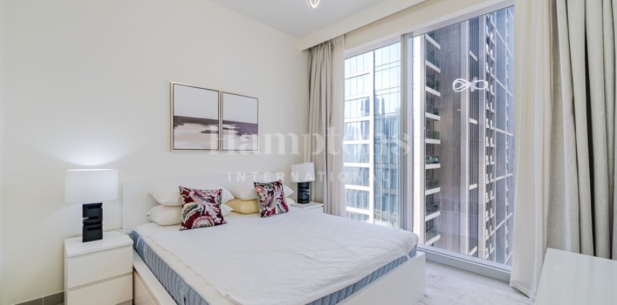 דירה ב Downtown Dubai (Downtown Burj Dubai), Dubai, איחוד האמירויות 2 חדרי שינה, 109.55 מ"ר מספר 678801