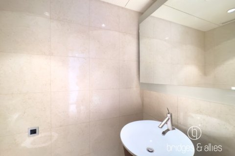 Lägenhet uthyres i Downtown Dubai (Downtown Burj Dubai), Dubai, UAE 1 sovrum, 105 kvm Nr. 678537 - fotografi 15