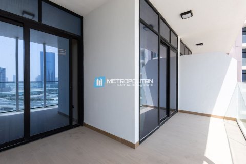 Apartmen di Al Maryah Island, Abu Dhabi, UAE 1 bilik tidur, 49.1 meter persegi № 631590 - foto 8