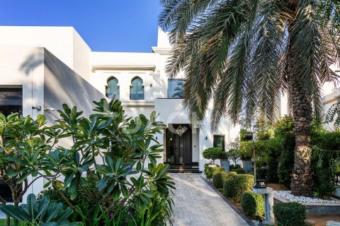 Вилла Jumeirah Islands, Дубай, БАӘ-да 4 жатын бөлмелер, 539 м² № 707010