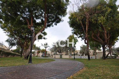 Вилла The Springs, Дубай, БАӘ-да 2 жатын бөлмелер, 172 м² № 707011