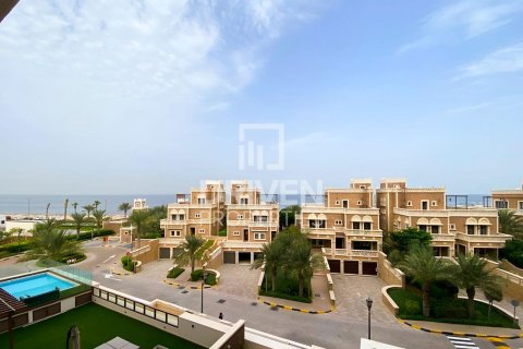 Dzīvoklis Palm Jumeirah, Dubaijā, AAE 2 istabas, 183.11 m2 Nr. 759039