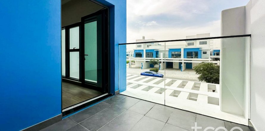 Shtëpi në qytet në Damac Lagoons, Dubai, Emiratet e Bashkuara Arabe 4 dhoma gjumi, 213.68 m2. № 733741
