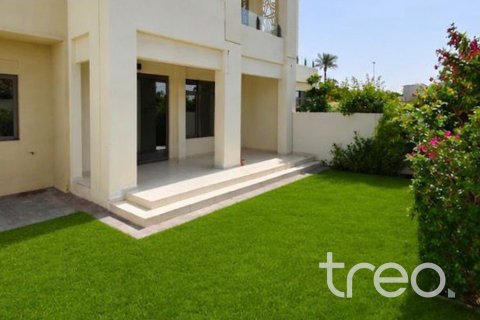 Villa sa Reem, Dubai, UAE 4 silid-tulugan, 215.16 sq.m. № 733742 - larawan 2