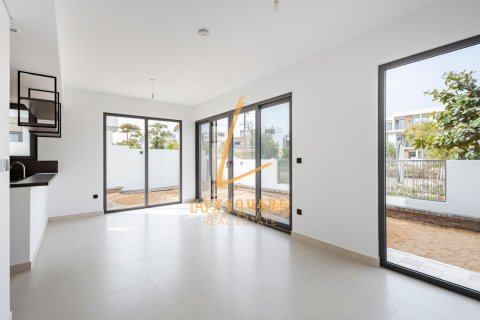 Tilal Al Ghaf, Dubai, UAE의 임대용 타운하우스 침실 3개, 220제곱미터 번호 723179 - 사진 2
