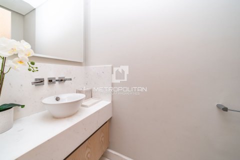 Appartement te koop in Palm Jumeirah, Dubai, VAE 1 slaapkamer, 103 vr.m., nr 664161 - foto 16