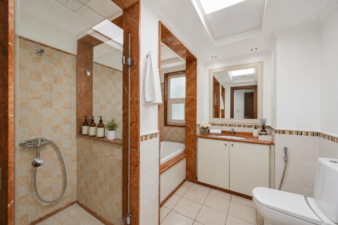 Vila u Dubai Sports City, UAE 5 spavaćih soba, 665.65 m2 Br. 748529 - fotografija 17