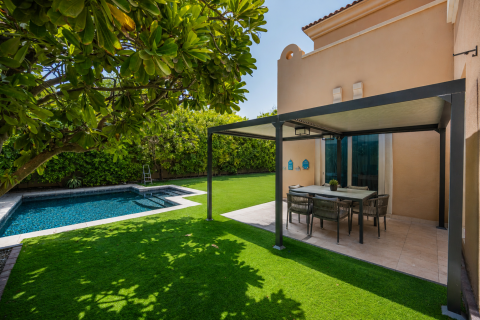 Vila u Dubai Sports City, UAE 5 spavaćih soba, 665.65 m2 Br. 748529 - fotografija 5