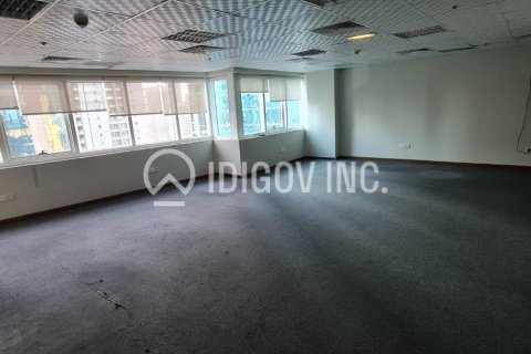 Kantor di Jumeirah Lake Towers, Dubai, UEA 71 m2 nomor 629998 - foto 7