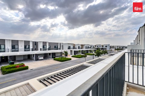 Radový dom v Dubai, SAE 3 spálne, 140.7 m2 č. 764053 - Fotografia 14
