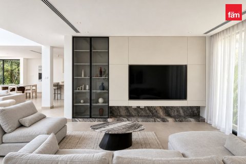 Villa te huur in Jumeirah Islands, Dubai, VAE 4 slaapkamers, 988.5 vr.m., nr 739842 - foto 10