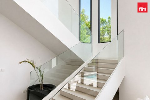 Villa te huur in Jumeirah Islands, Dubai, VAE 4 slaapkamers, 988.5 vr.m., nr 739842 - foto 12