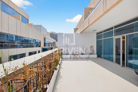 Apartment til salg i Business Bay, Dubai, UAE 1 soveværelse, 144.09 kvm № 743160 - foto 10