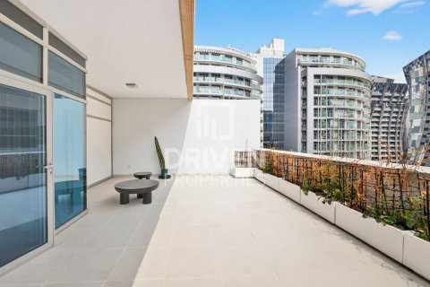 Apartment til salg i Business Bay, Dubai, UAE 1 soveværelse, 144.09 kvm № 743160 - foto 8
