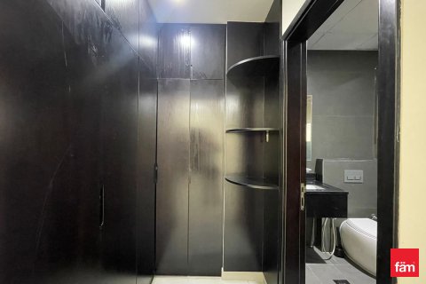 Vila u Al Furjan, Dubai, UAE 5 spavaćih soba, 600 m2 Br. 679879 - fotografija 18