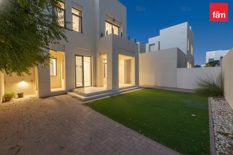 Vila u Reem, Dubai, UAE 258.8 m2, 3 spavaćih soba Br. 679881