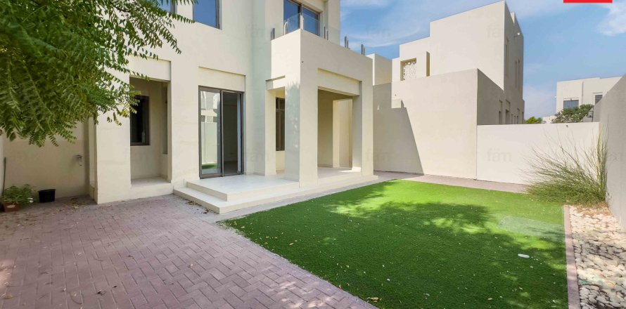 Villa i Reem, Dubai, Emiratene 3 soverom, 258.8 kvm nr. 679881