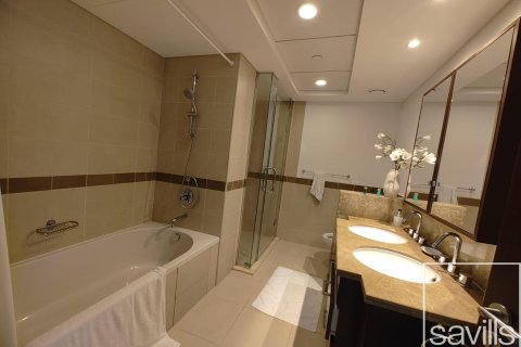 Apartment in Downtown Dubai (Downtown Burj Dubai), Dubai, UAE 1 bedroom, 82.4 sq.m. № 747611 - photo 7