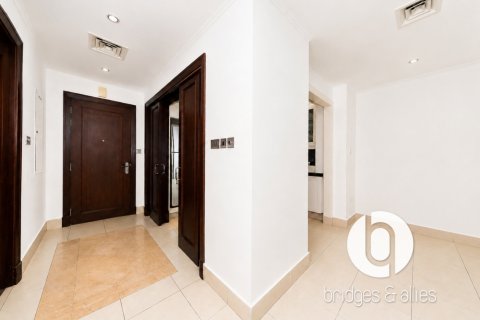 Apartmen di Old Town, Dubai, UAE 1 bilik tidur, 75 meter persegi № 754293 - foto 10