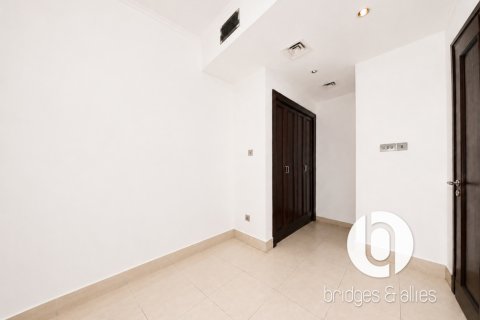 Apartmen di Old Town, Dubai, UAE 1 bilik tidur, 75 meter persegi № 754293 - foto 13