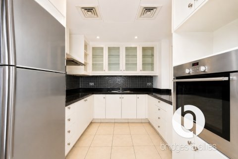 Apartmen di Old Town, Dubai, UAE 1 bilik tidur, 75 meter persegi № 754293 - foto 7