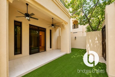 Byt v Old Town, Dubai, SAE 1 ložnice, 113 m² Č.: 754292 - fotografie 11