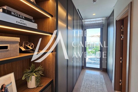 Villa para venda em Abu Dhabi, EAU 7 quartos, 1300.92 m2 № 757594 - foto 14