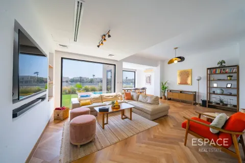 Vila u The Lakes, Dubai, UAE 4 spavaćih soba, 351 m2 Br. 737858 - fotografija 4