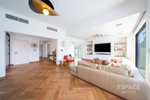 Vila u The Lakes, Dubai, UAE 4 spavaćih soba, 351 m2 Br. 737858 - fotografija 3