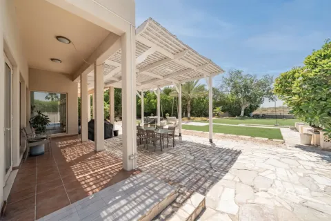 Vila u Arabian Ranches, Dubai, UAE 5 spavaćih soba, 493 m2 Br. 737856 - fotografija 14
