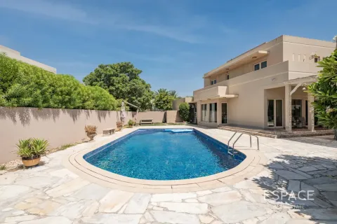 Vila u Arabian Ranches, Dubai, UAE 5 spavaćih soba, 493 m2 Br. 737856 - fotografija 12